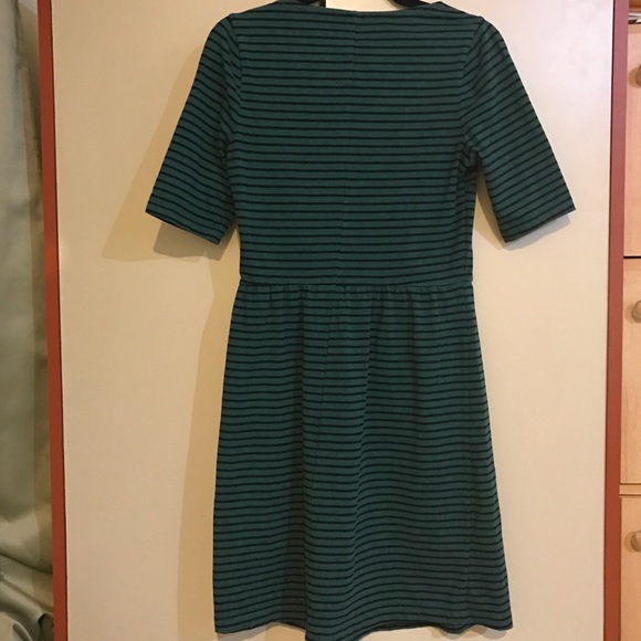 Old Navy Green Striped Dress - Picture 4 of 6